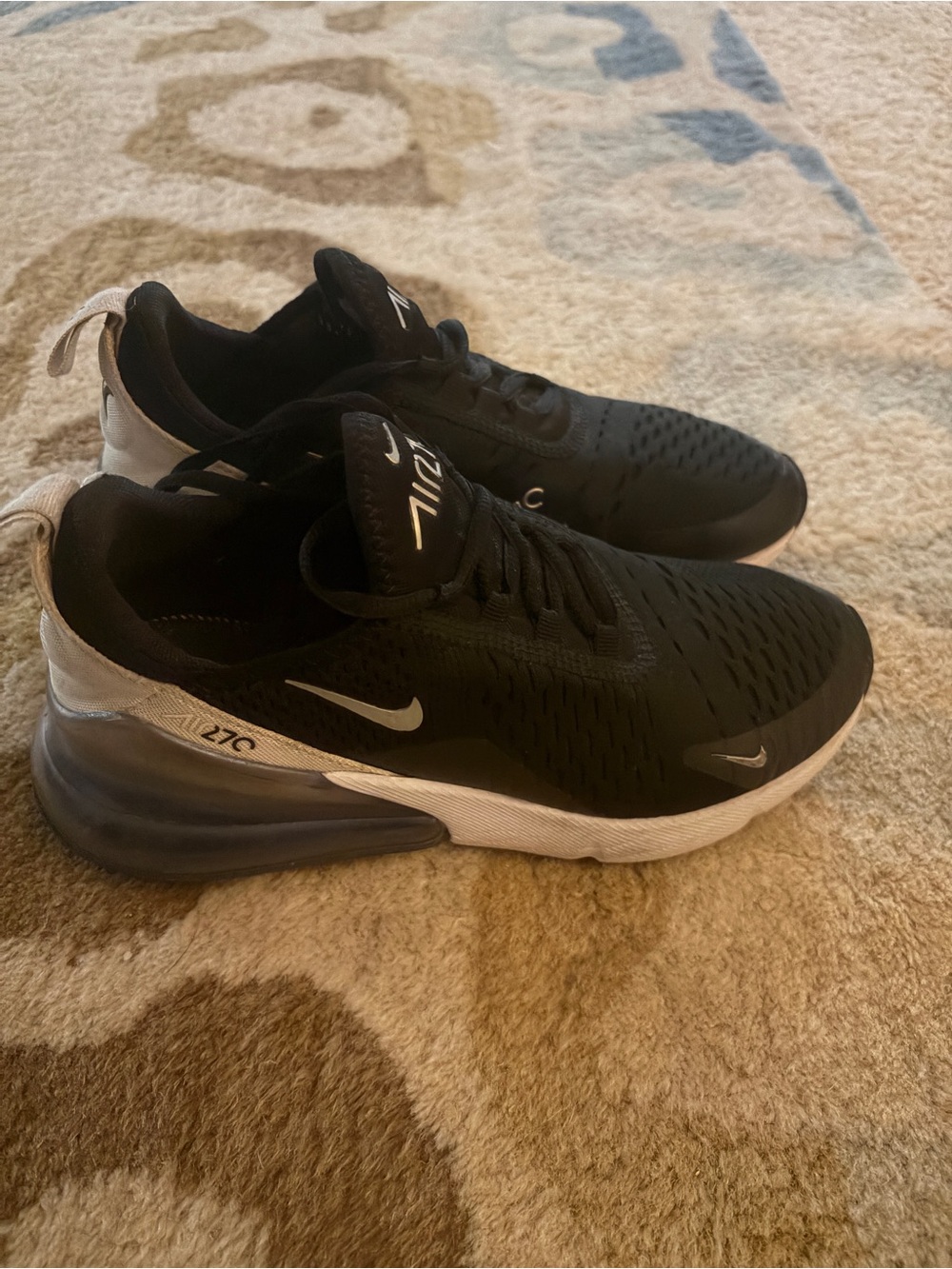 Nike Air Max 270 Women's Shoe